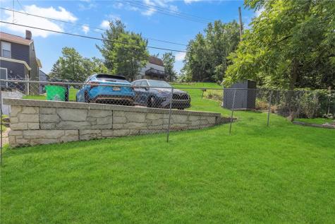 157 Wood Street Etna PA 15223