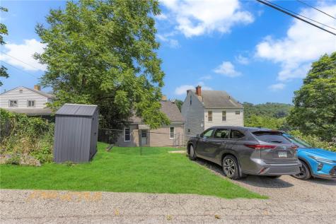 157 Wood Street Etna PA 15223