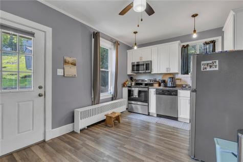 157 Wood Street Etna PA 15223