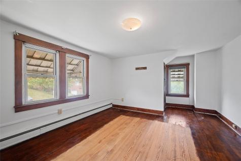 3708 Grant Street Castle Shannon PA 15234