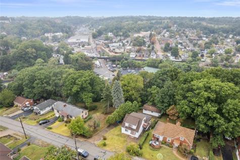 3708 Grant Street Castle Shannon PA 15234