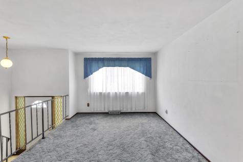 102 Bucknell Drive Springdale Township PA 15144
