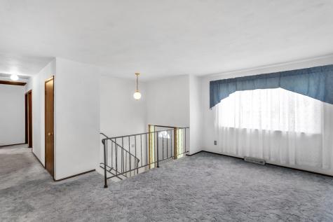 102 Bucknell Drive Springdale Township PA 15144