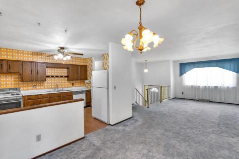 102 Bucknell Drive Springdale Township PA 15144