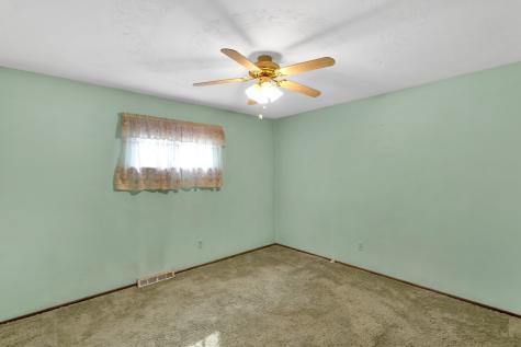 102 Bucknell Drive Springdale Township PA 15144
