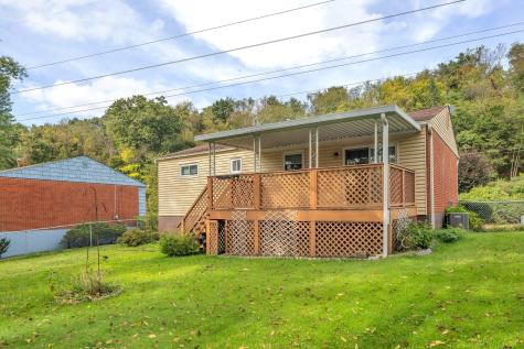 102 Bucknell Drive Springdale Township PA 15144