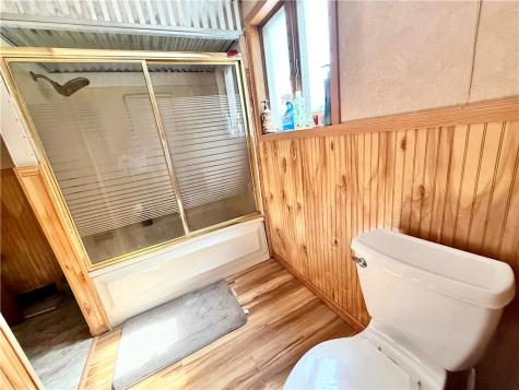 4217 Hillsville Road Pulaski Township PA 16143