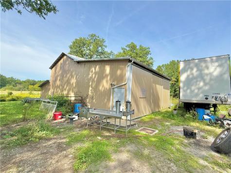 4217 Hillsville Road Pulaski Township PA 16143
