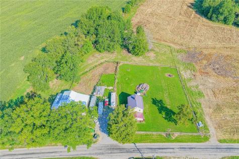 4217 Hillsville Road Pulaski Township PA 16143