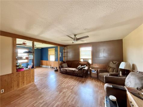 4217 Hillsville Road Pulaski Township PA 16143