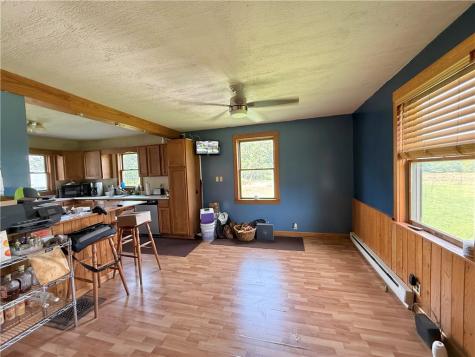 4217 Hillsville Road Pulaski Township PA 16143