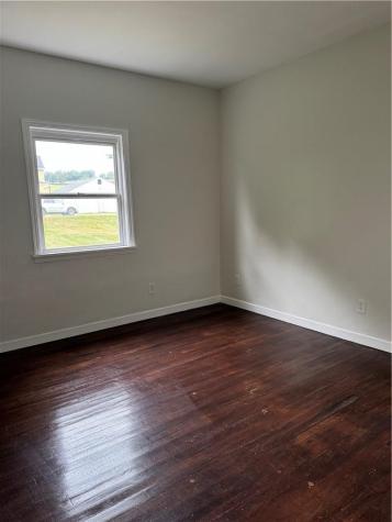 385 Hallam Avenue Chartiers PA 15347