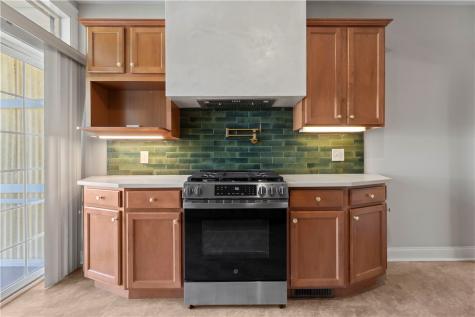 143 Blackhawk Street Squirrel Hill PA 15218