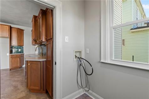 143 Blackhawk Street Squirrel Hill PA 15218