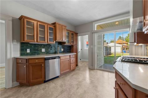 143 Blackhawk Street Squirrel Hill PA 15218