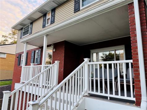451 Saratoga Drive Pleasant Hills PA 15236