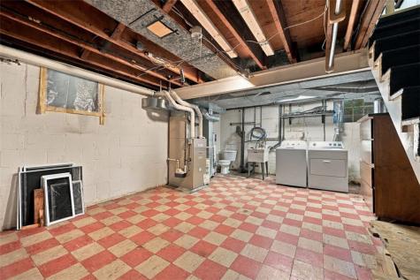 255 W Steuben Street Crafton PA 15205