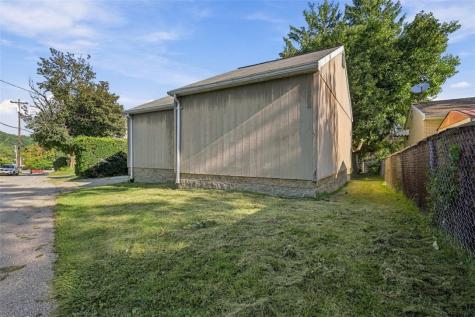 255 W Steuben Street Crafton PA 15205