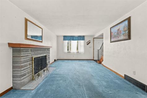 255 W Steuben Street Crafton PA 15205