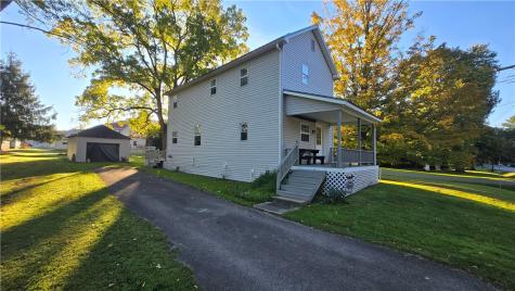 26 Mehard Avenue Hempfield Township PA 16125