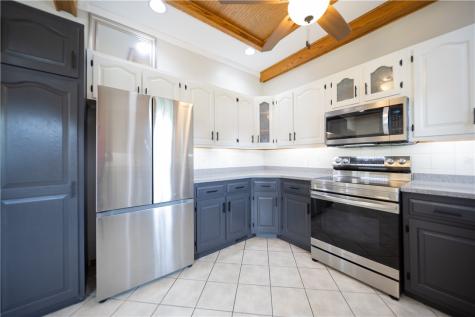 209 Henry Street Wayne Township PA 16157