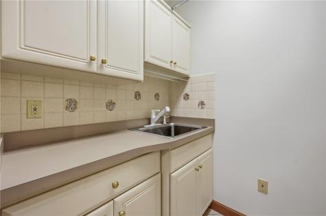 190 Evergreen Trail Chippewa Township PA 15010