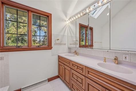 190 Evergreen Trail Chippewa Township PA 15010
