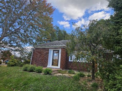529 Sportsman Drive Washington Township PA 15613