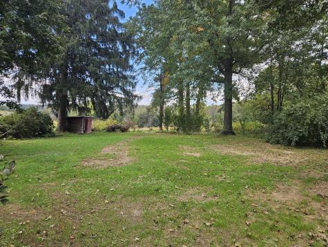 529 Sportsman Drive Washington Township PA 15613