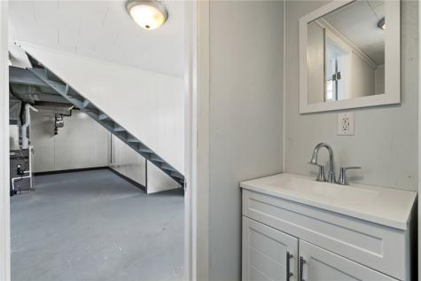 126 E Edison Avenue New Castle PA 16101
