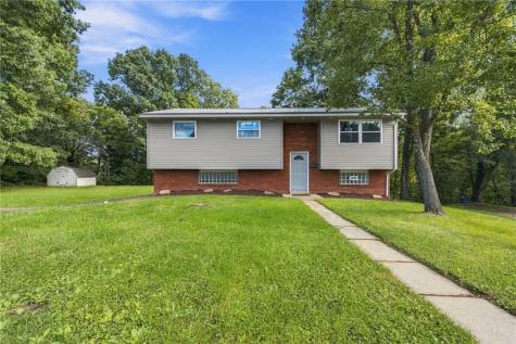 3265 Dorothy Street Lower Burrell PA 15068