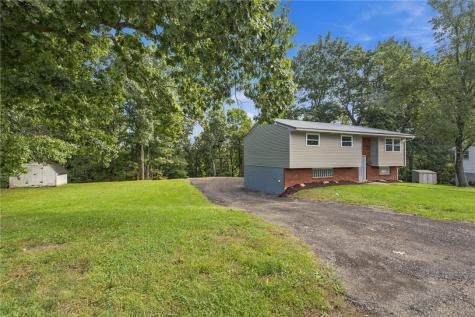 3265 Dorothy Street Lower Burrell PA 15068