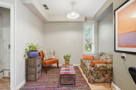 410 S Pacific Avenue Friendship Park PA 15224