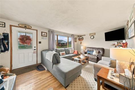 1909 Acheson Avenue North Apollo PA 15673