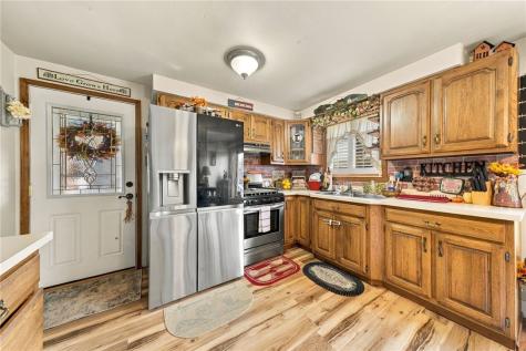 1909 Acheson Avenue North Apollo PA 15673