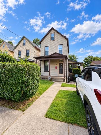 1424 Summit Street Wilkinsburg PA 15221