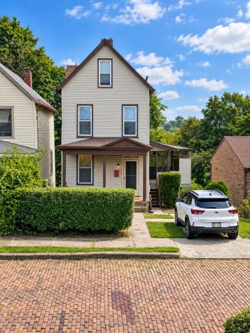 1424 Summit Street Wilkinsburg PA 15221