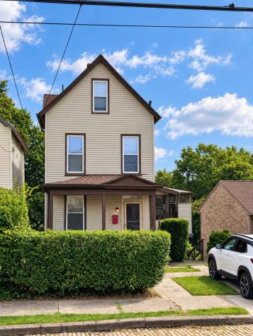 1424 Summit Street Wilkinsburg PA 15221