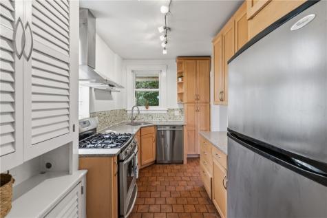 746 Montclair Street Greenfield PA 15217