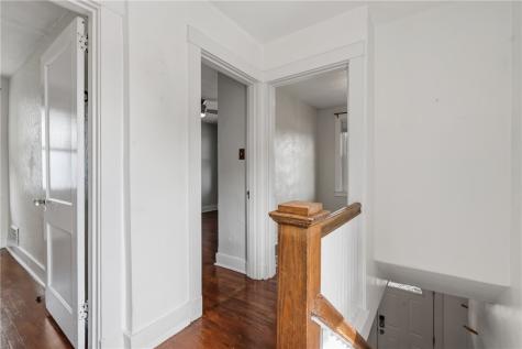 746 Montclair Street Greenfield PA 15217