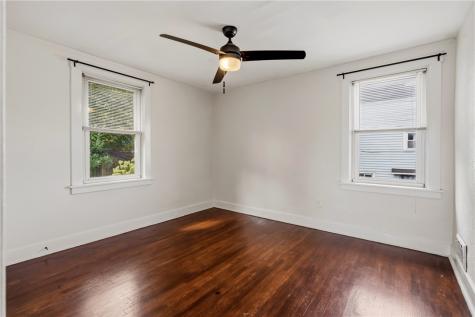 746 Montclair Street Greenfield PA 15217