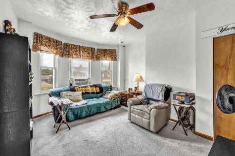 1207 Jancey Street Morningside PA 15206