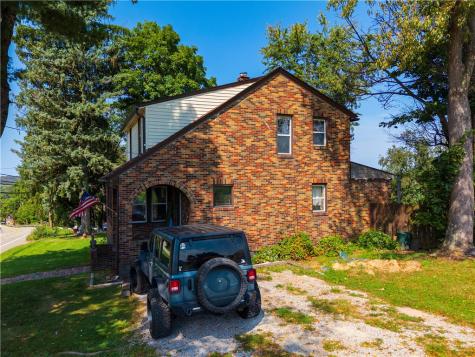 1718 4th Street Carroll Township PA 15063