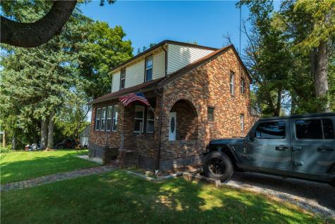 1718 4th Street Carroll Township PA 15063