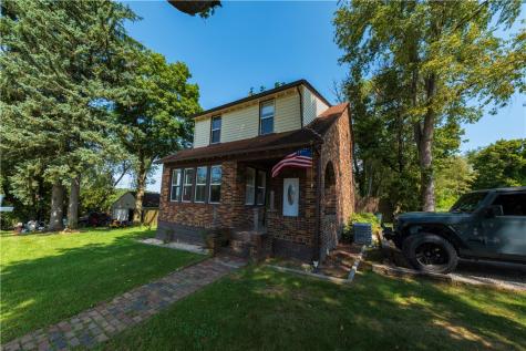 1718 4th Street Carroll Township PA 15063