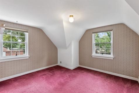 76 Kingston Avenue Crafton PA 15205