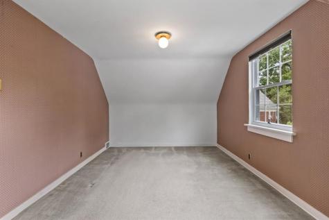 76 Kingston Avenue Crafton PA 15205