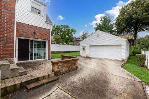 76 Kingston Avenue Crafton PA 15205