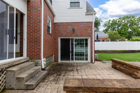 76 Kingston Avenue Crafton PA 15205