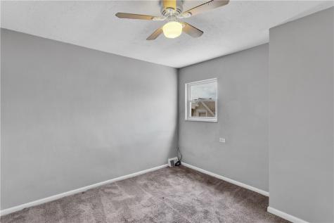 831 Woodward Avenue Stowe Township PA 15136
